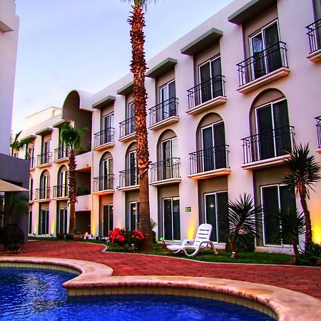 Seven Crown Express & Suites By Kavia Cabo San Lucas Esterno foto