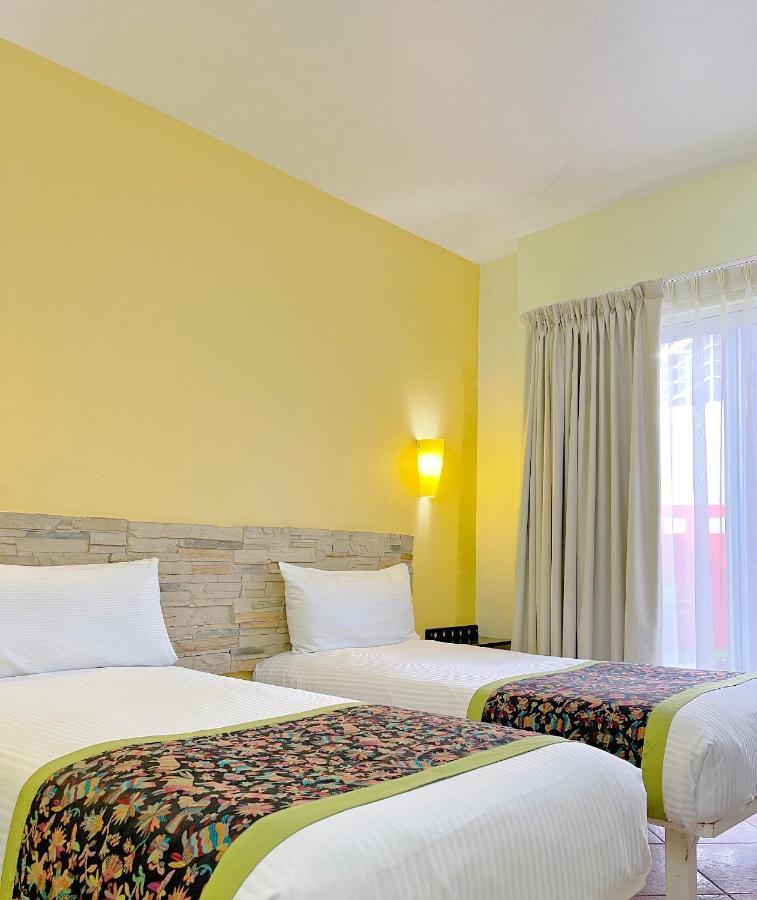 Seven Crown Express & Suites By Kavia Cabo San Lucas Esterno foto