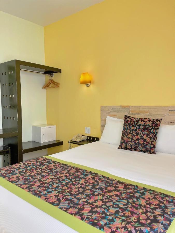 Seven Crown Express & Suites By Kavia Cabo San Lucas Esterno foto