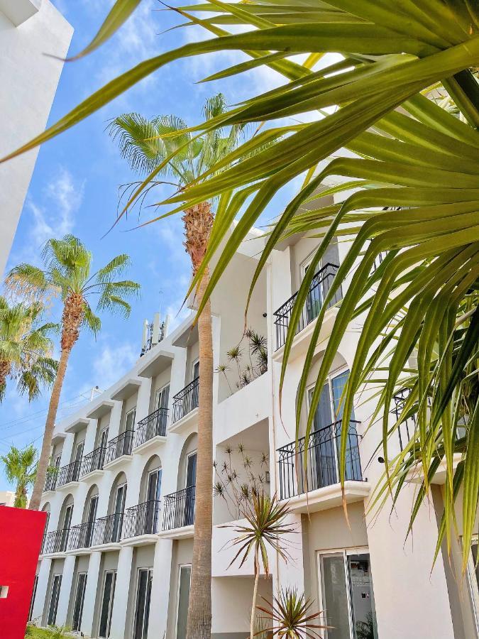 Seven Crown Express & Suites By Kavia Cabo San Lucas Esterno foto