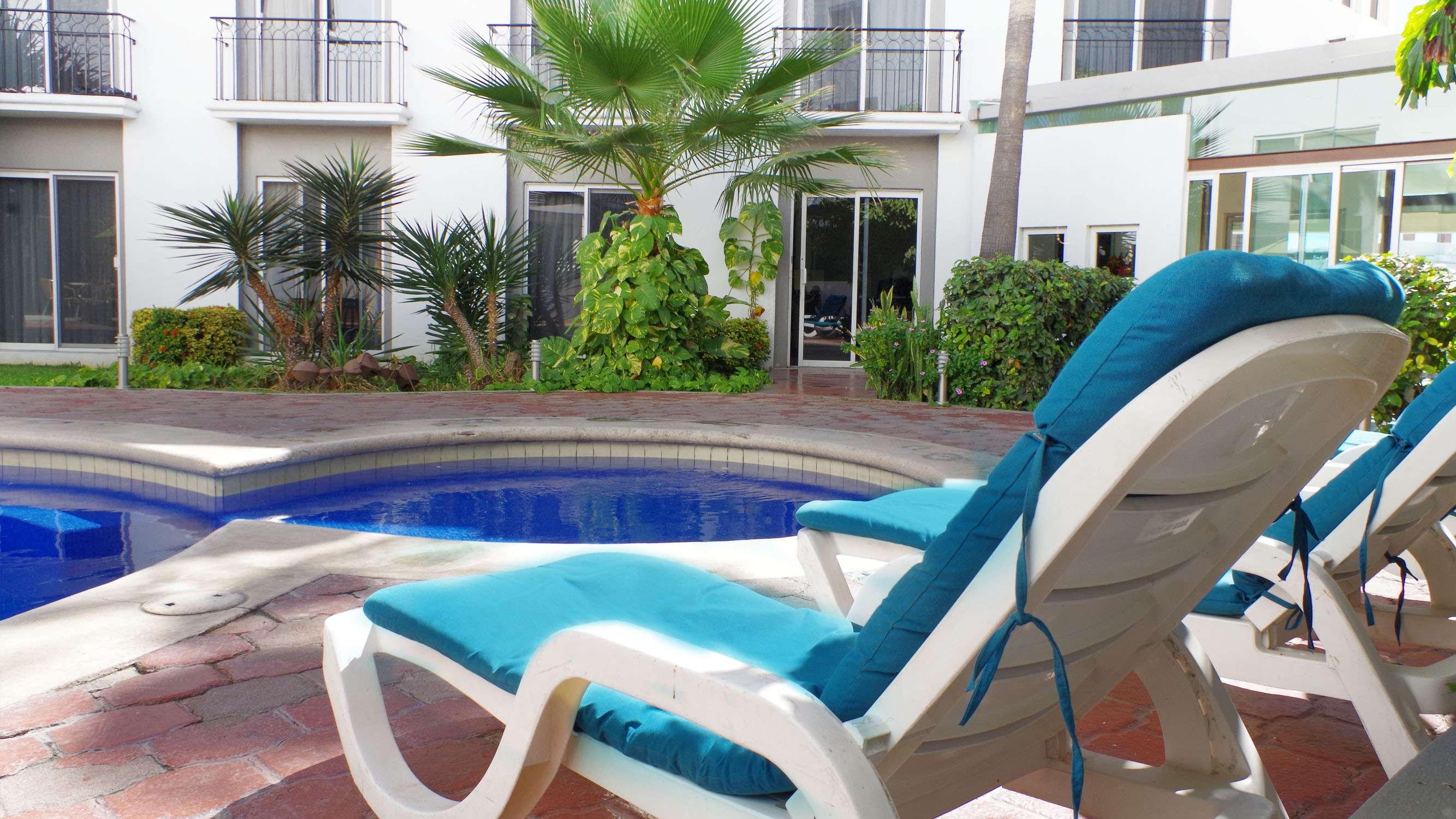Seven Crown Express & Suites By Kavia Cabo San Lucas Esterno foto
