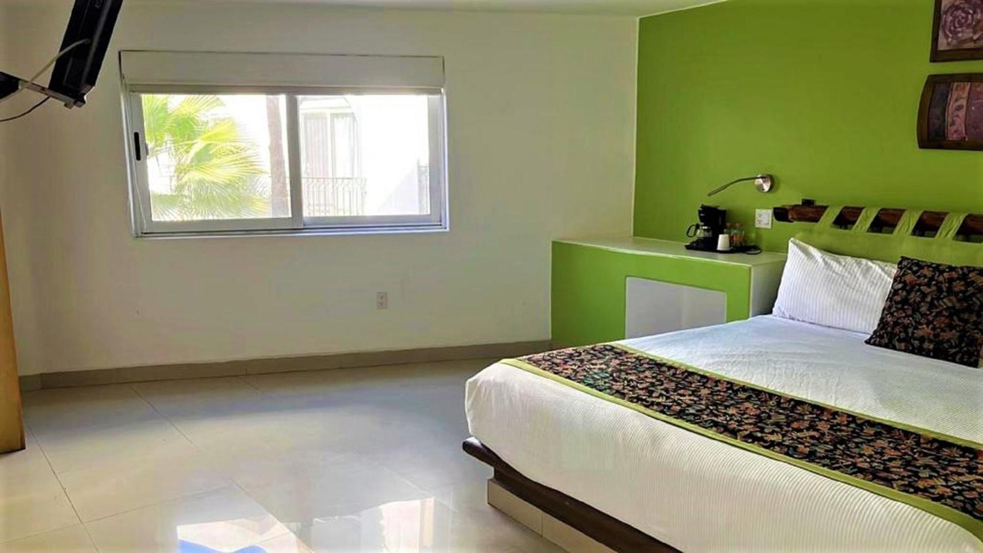 Seven Crown Express & Suites By Kavia Cabo San Lucas Esterno foto