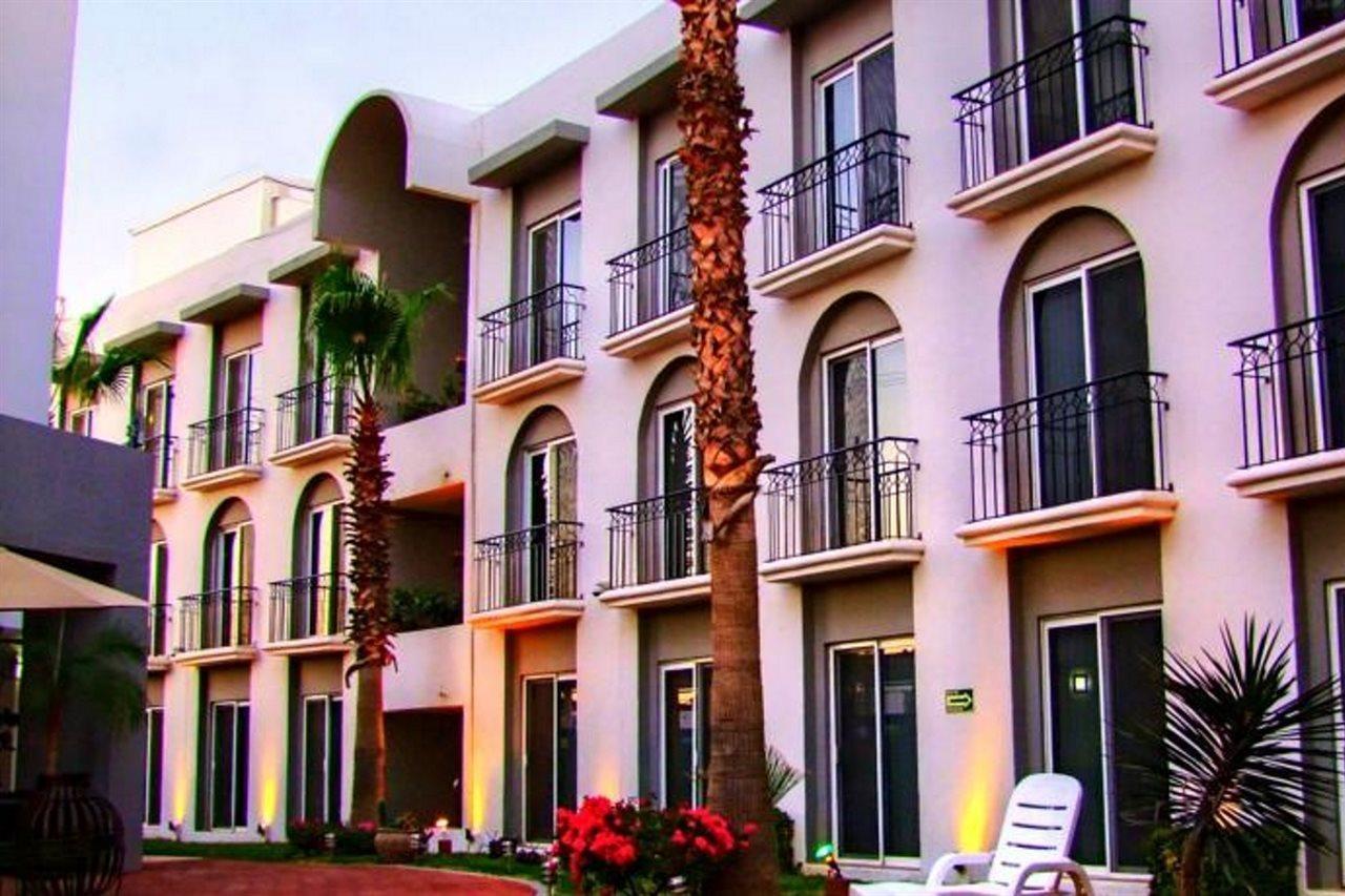 Seven Crown Express & Suites By Kavia Cabo San Lucas Esterno foto