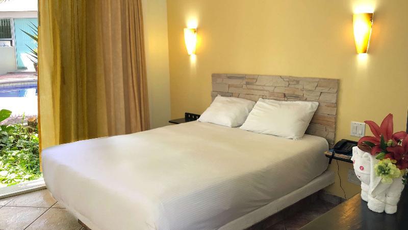 Seven Crown Express & Suites By Kavia Cabo San Lucas Esterno foto